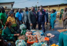 Le ministre de la Pêche et l’UNICEF en mission dans les débarcadères de Conakry